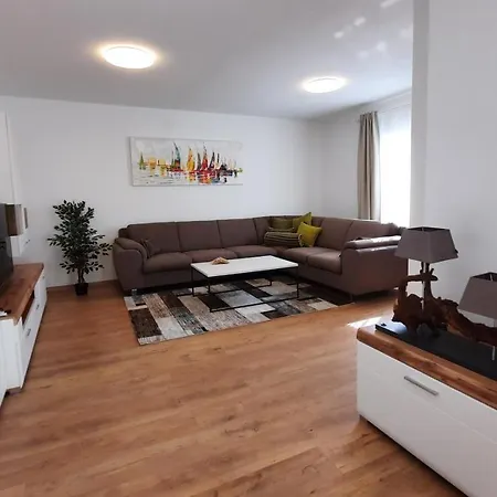 Apartment Ela